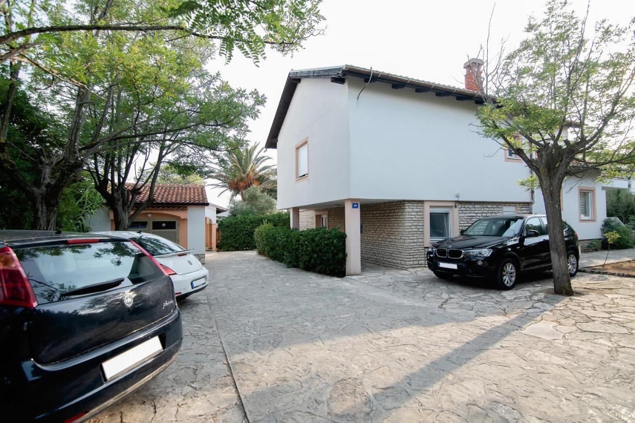 Beach Boy & Pool Girl Apartments Вир Экстерьер фото